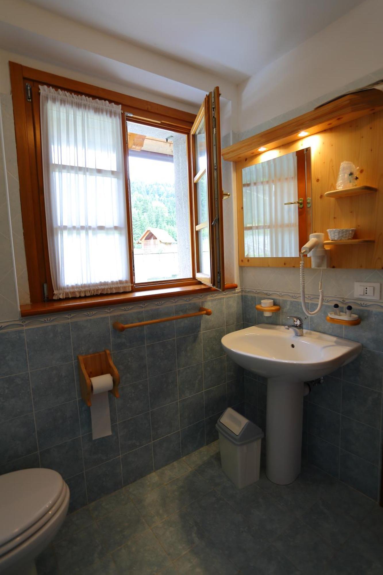 Hotel Aplis Ovaro Oda fotoğraf