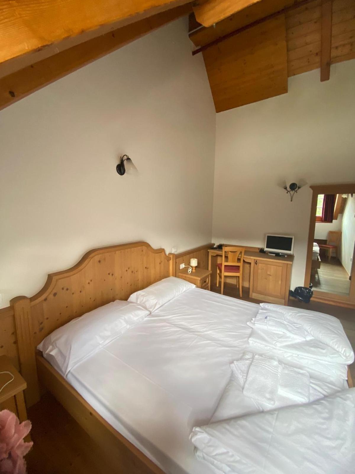 Hotel Aplis Ovaro Dış mekan fotoğraf